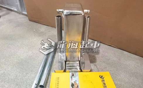 龙升无尘室导轨爪式千斤顶实物图二